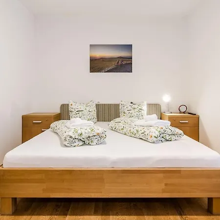 Garni - Rombon Apartamento Bovec