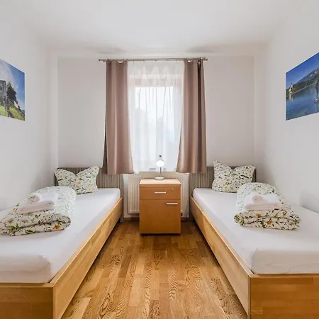 Garni - Rombon Apartamento Bovec